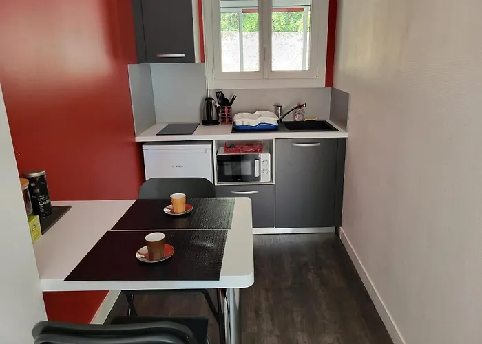 Un Bel Proche Centre Et 20 Mn Du Puy Du Fou Apartamento Cholet